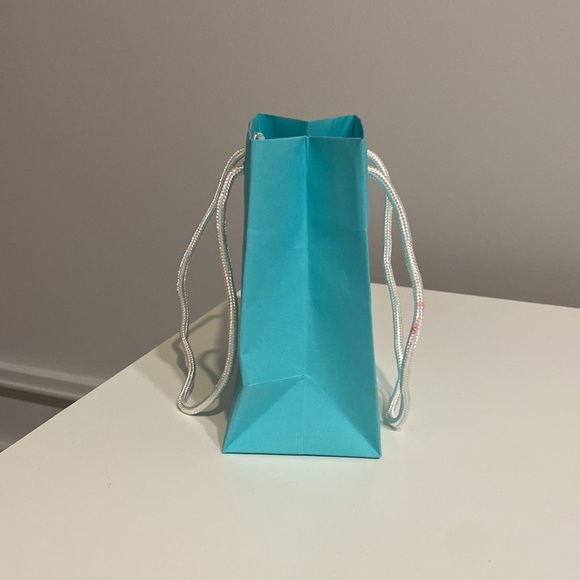 Tiffany paper bag - Picture 2 of 6